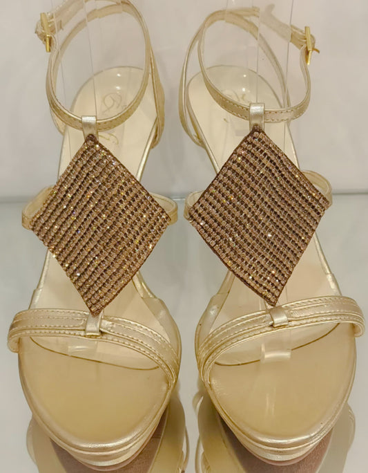 Promotion / Gold leather sandal - Sandale cuir or